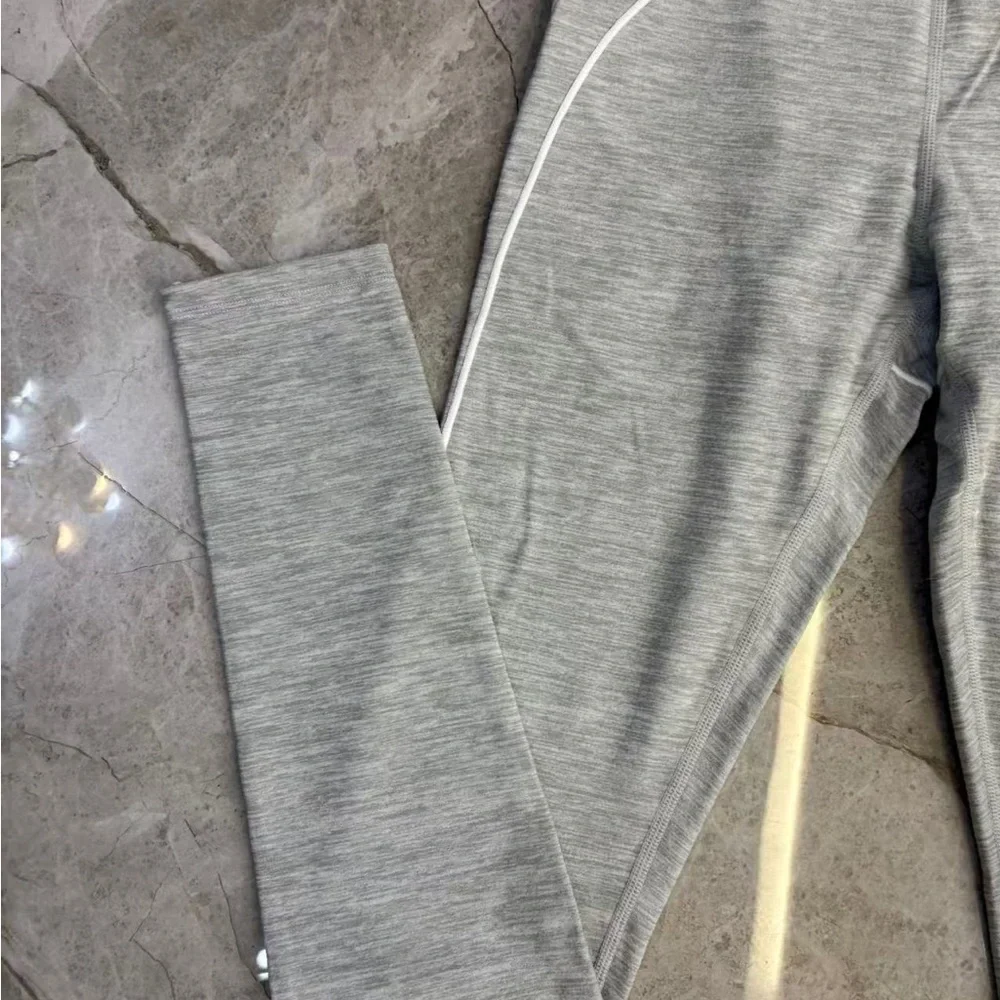 ALO Yoga seamless two